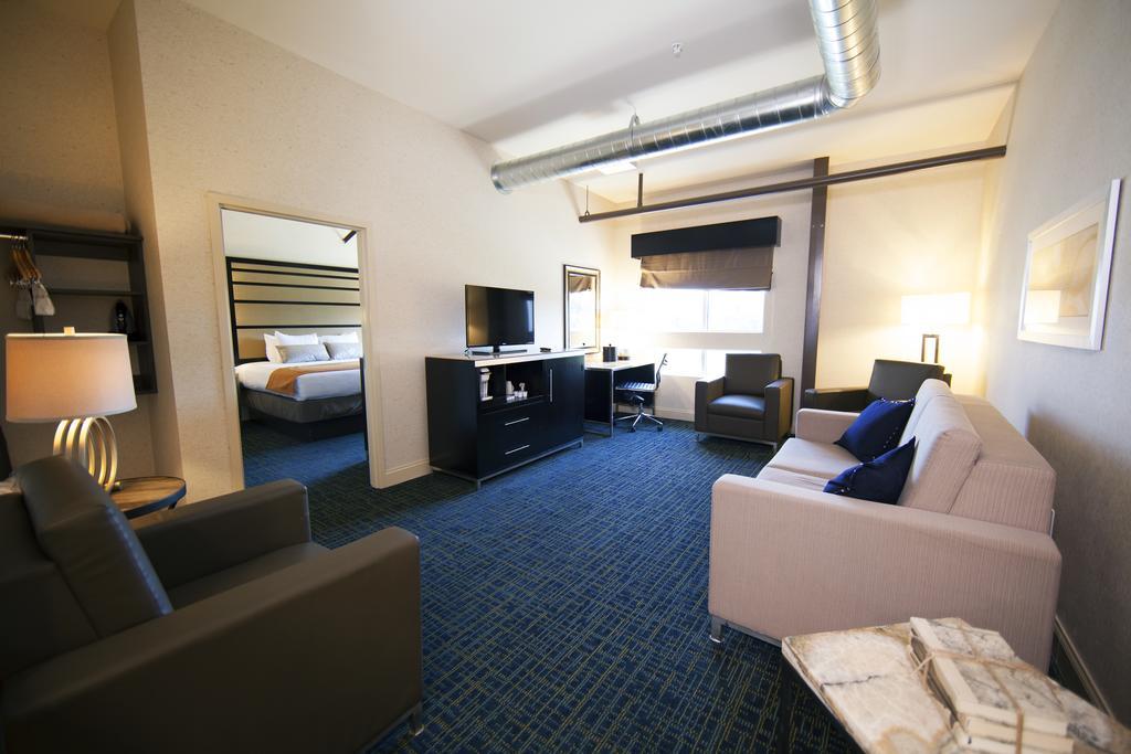 Warehouse Hotel At The Nook Manheim Exteriör bild